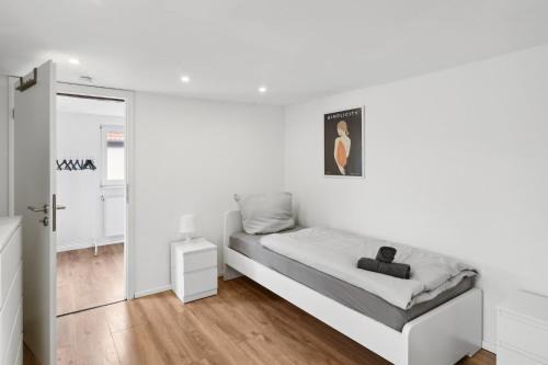 Offenbach am Main Wohnung | MONTEUR - Unterkunft für bis zu 5 Personen in 63075 Offenbach am Main - OF01