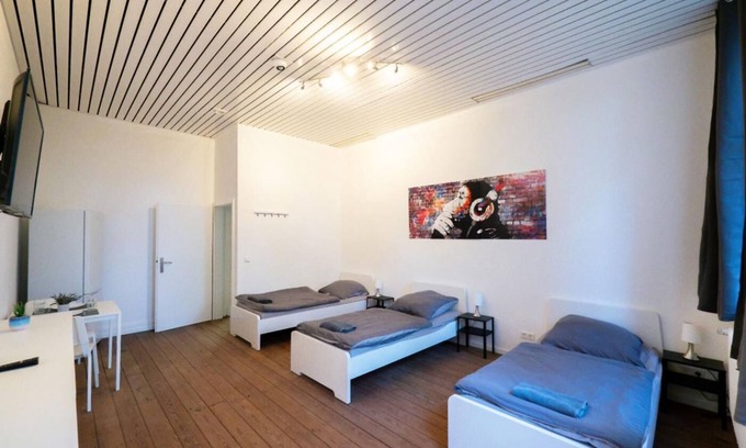 Gulzow Wohnung | Monteurwohnung in Gülzow für bis zu 7 Personen mit WLAN, Parkplatz & Gemeinschaftsküche - RZ02
