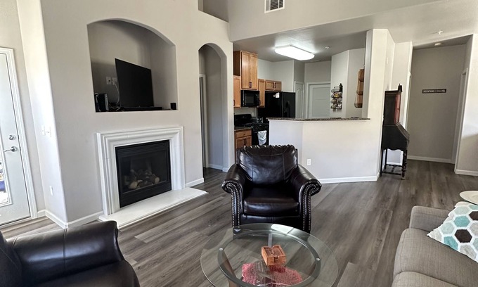 Reno Eigentumswohnung | Monthly Home Rental 15 minutes to ski resort!