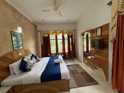Dharamshala Haus | Moon Walk Residency Mountain view