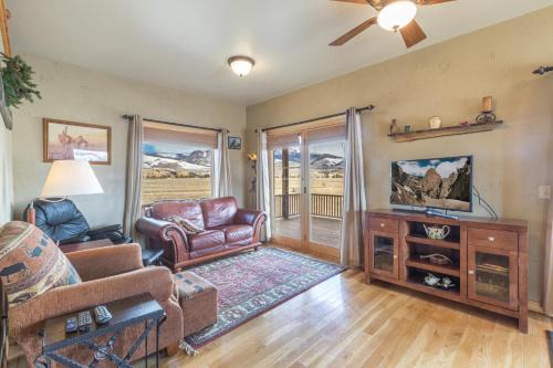 Creede Haus | Moonshine Cabin