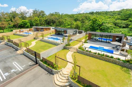 Sakai Villa | Morris Resort Tohginbow