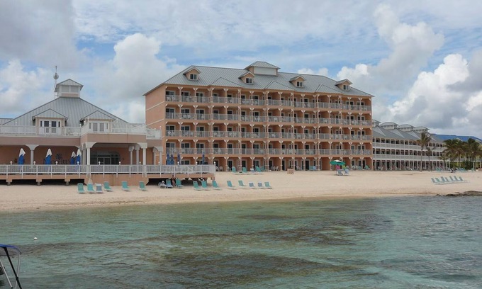 Colliers Bay Eigentumswohnung | Morritt's Tortuga Club Studio Unit Friday Check-In