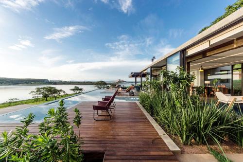 Cassia Haus | @morro.redondo - A casa no Lago e na Serra