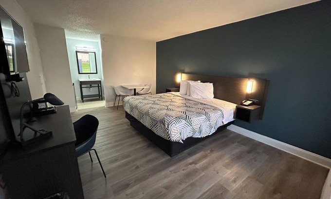 Hammond Hotel | Motel 6 Hammond, LA – I 12 – I 55