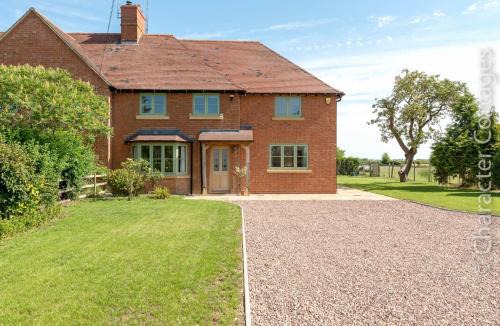 Broadway Haus | Mount View