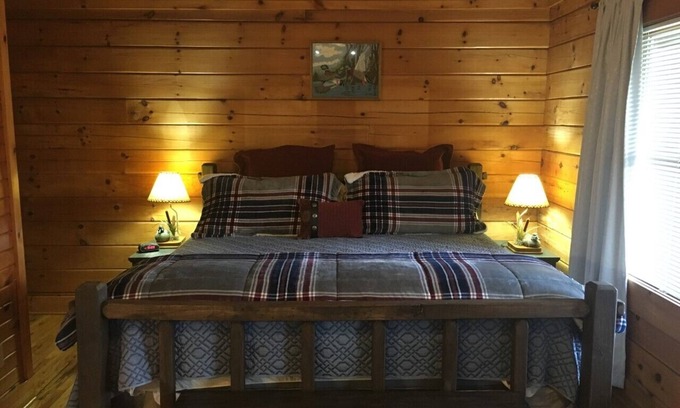 Valley Creek Run Haus | MOUNTAIN JOY COTTAGES # 12 - Gefiederte Freunde