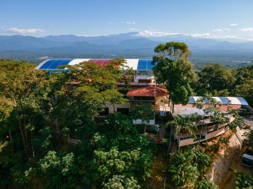 Manuel Antonio Hotel | Mountain Top Park Hotel