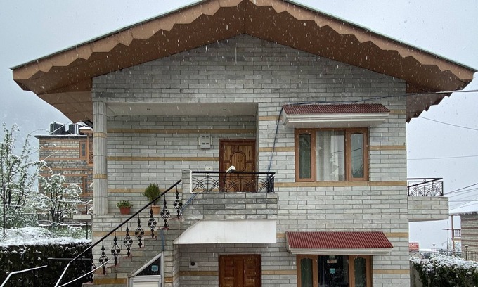 Manali Hütte | Mountain View Cottage