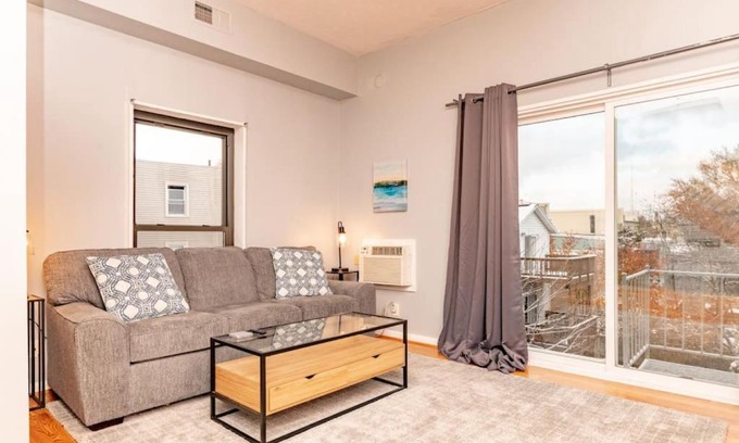 Mount Adams Wohnung | Mt Adams 1BR Great Location Steps from Monastery