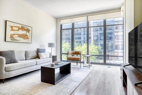 Mount Vernon Triangle Wohnung | Mt Vernon 1BR w Pool WD Gym nr Chinatown WDC-541