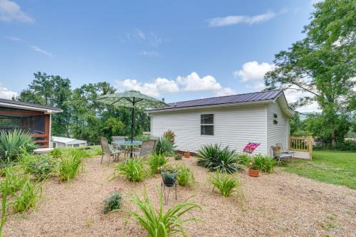 Banner Hill Haus | Mtn-View Cottage with Garden and Yard in Erwin!
