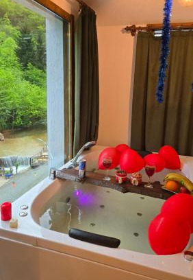 Trabzon Hotel | Muradland منتجع فيلات الوادي الأخضر