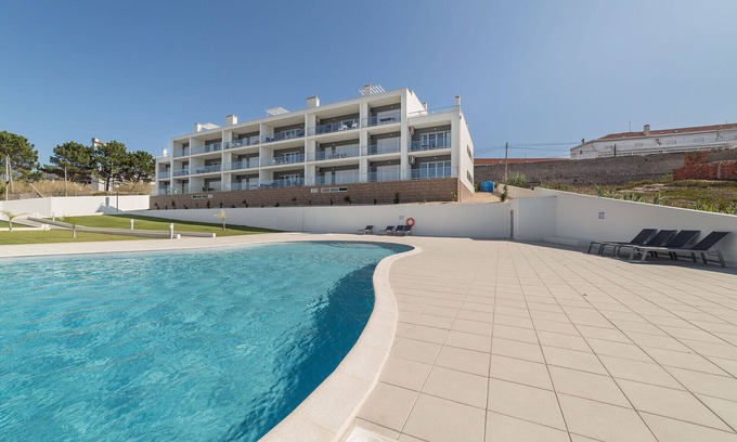 Nazare Wohnung | Muralha - T2 Holiday Apartment By SCH036