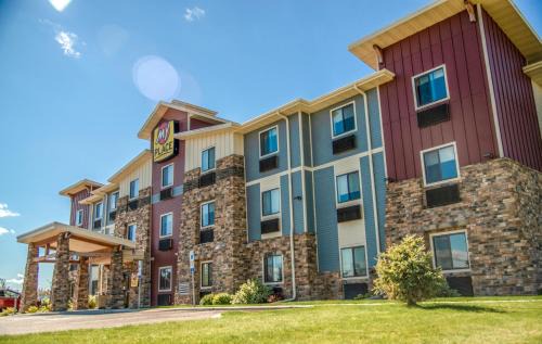 Jamestown Hotel | My Place Hotel-Jamestown, ND