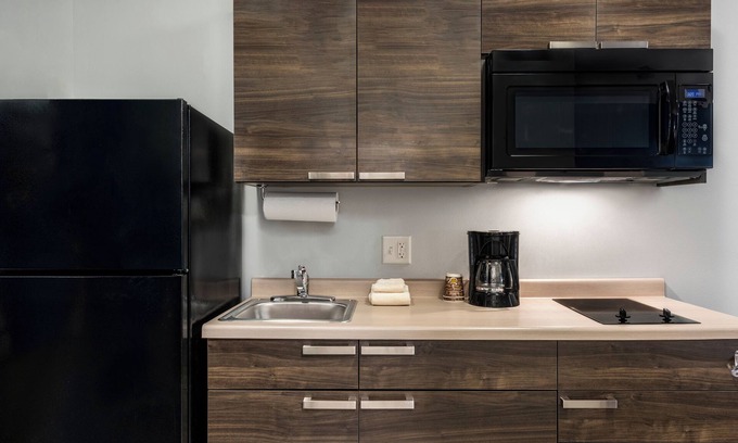 Redding Hotel | My Place Hotel-Redding CA