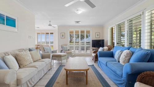 Hawks Nest Haus | Myall River Views - 66 The Anchorage