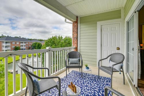 Socastee Wohnung | Myrtle Beach Condo with Large Balcony and Pool Access