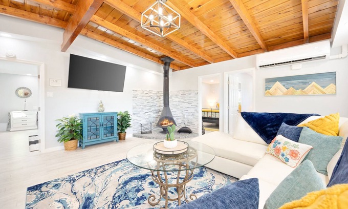 Indian Cove Haus | Mystic Views - Pool, Hot Tub, Game Room, Fire Pit and Desert Views!