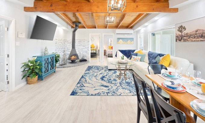 Indian Cove Haus | Mystic Views - Pool, Hot Tub, Game Room, Fire Pit & Desert Views 4 Bedroom Home by RedAwning