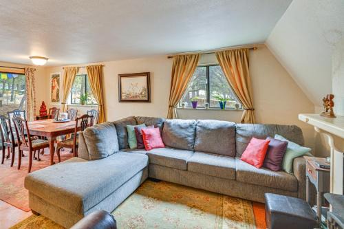 Baca Grande Haus | Mystical Crestone Home Near Great Sand Dunes!