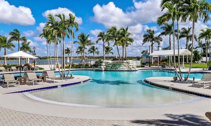 Naples Haus | *NAPLES HOUSE WITH POOL near Marco Island