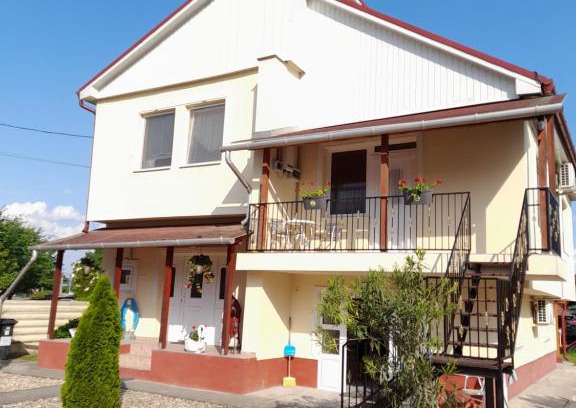 Tiszaujvaros Wohnung | Napsugár vendégház