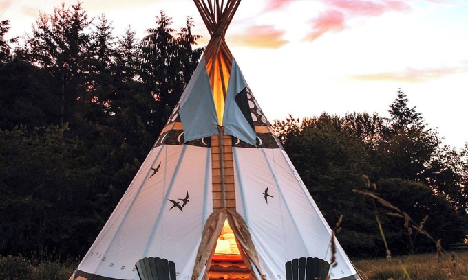 Kila Wohnmobilvermietung | Native American Tipi 1