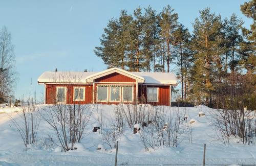Forsa Haus | Nature Gem With Lake View Near Hudiksvall