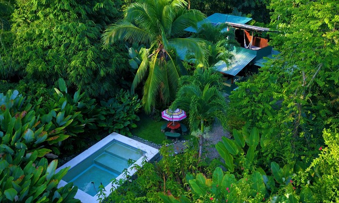 Puerto Jimenez Haus | Naturliebhaber Paradies - 2 BR / 1. 5 Bäder, Pool und Gärten am Strand