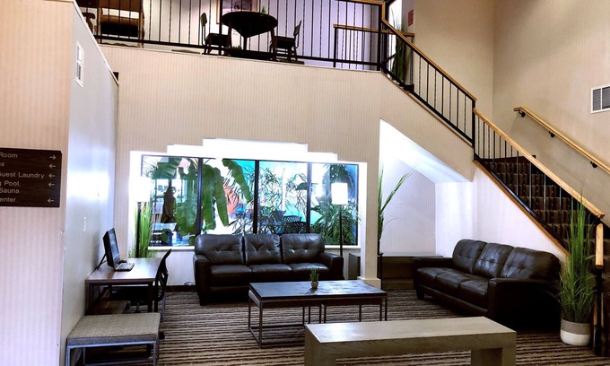 St. Michaels Hotel | Navajoland Inn