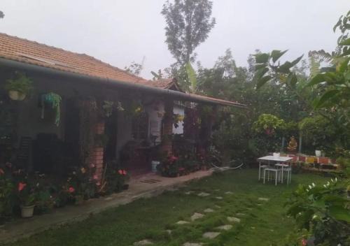 Alur Haus | Navilu Kallu Homestay by StayApart