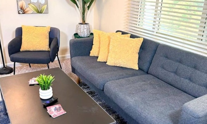 Euclid Wohnung | Near Lake Erie!, Downtown, Rock Hall, Euclid Beach