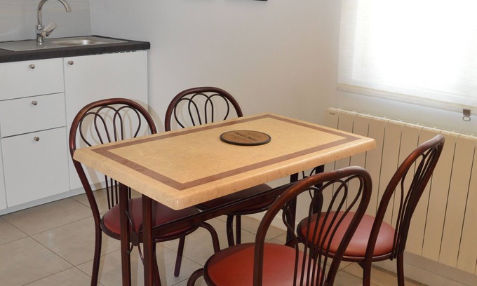 Tremblay-en-France Wohnung | Near the airport charles de gaule, parc des expo Paris Nord, and Disney Land