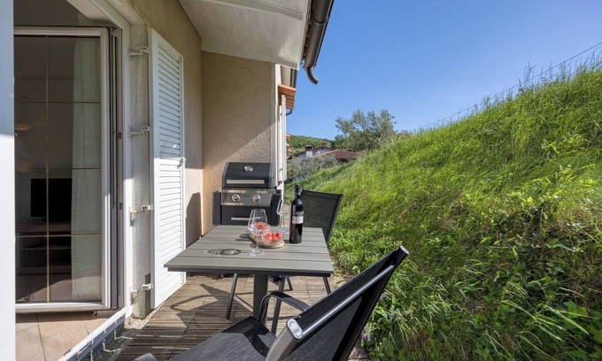 Brda Wohnung | Neda Apartment In Krasno Among Vineyards, Dobrovo v Brdih, Slovenia