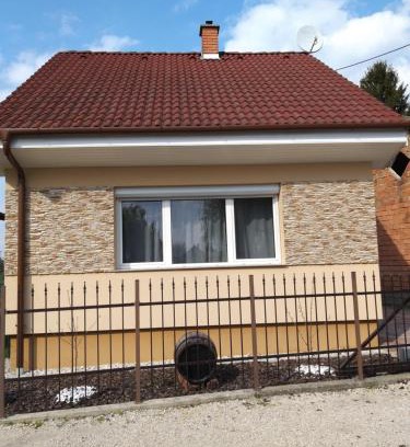 Dunasziget Haus | Nefelejcs Nyaraló-Vendégház