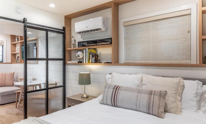 Leucadia Haus | Neptune Charm