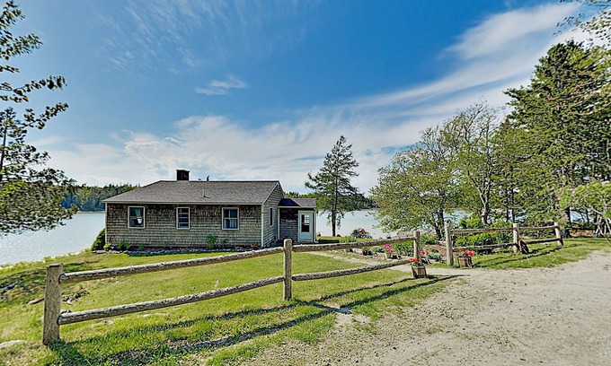 Mount Desert Hütte | Nest On Mount Desert Isle w Beach - 8 Mi to Acadia
