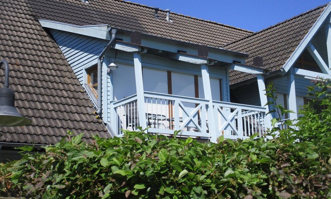 Neuensien Wohnung | "Neuensienchen auf Rügen" sonnige Ferienwohnung nahe Ostseebad Sellin Rügen