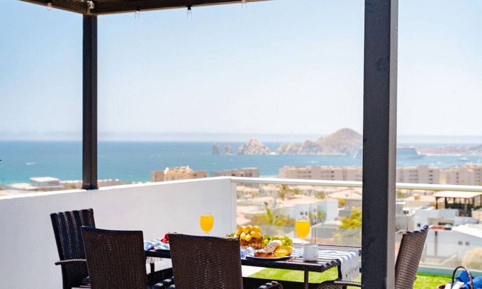 El Tezal Eigentumswohnung | New! 2 BR Condo in El Tezal with Private Roof Top!