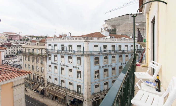Sao Cristovao e Sao Lourenco Wohnung | NEU! 2bedroom apt im Herzen der Innenstadt von Lissabon, sonnigen 4. Stock mit Aufzug
