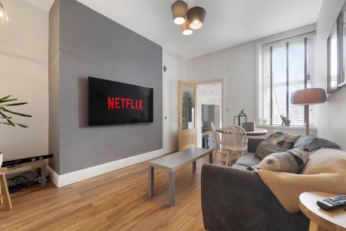 Heaton Haus | New! 2BR in Biddlestone road