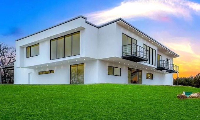 Ardmore Haus | New! 9200sqft of Pure LUX 2.2M
