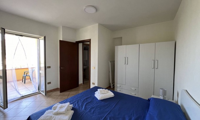 Fuscaldo Wohnung | Neue und komfortable Wohnung 50 Meter vom Meer entfernt