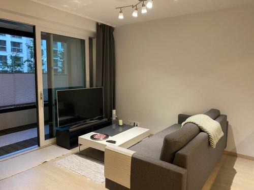 Etelainen District Wohnung | New And Stylish Apartment By The Sea In Jatkasaari, Parking And Balcony