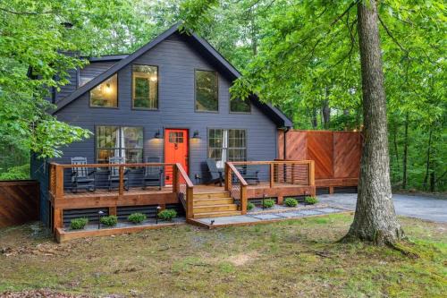 Eagle Mountain Haus | New Cabin in Mtn Community Hot Tub Fire Pit