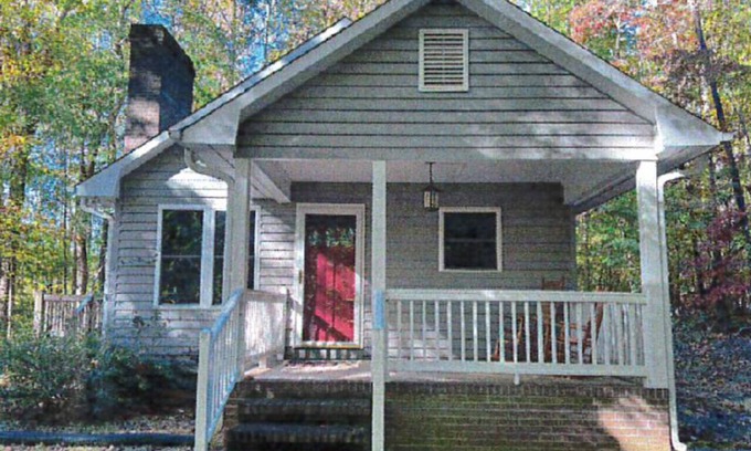 Peters Creek Hütte | New! Cedar Run Cottage by Buffalo Mountain Getaway