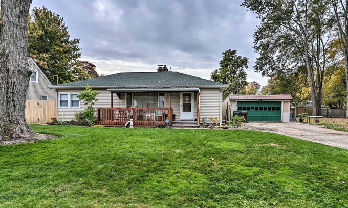 Elyria Haus | NEW! Charming Elyria Home By Hiking Trail & Lake!