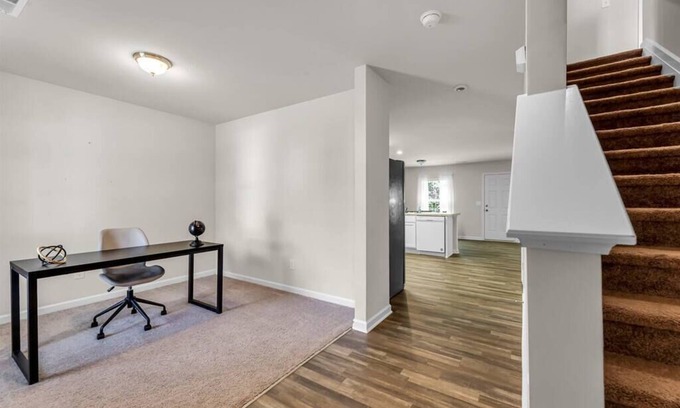 Winston - Salem Haus | NEW, Clean, Modern! 4 bed Cozy Home Close To DWNTN