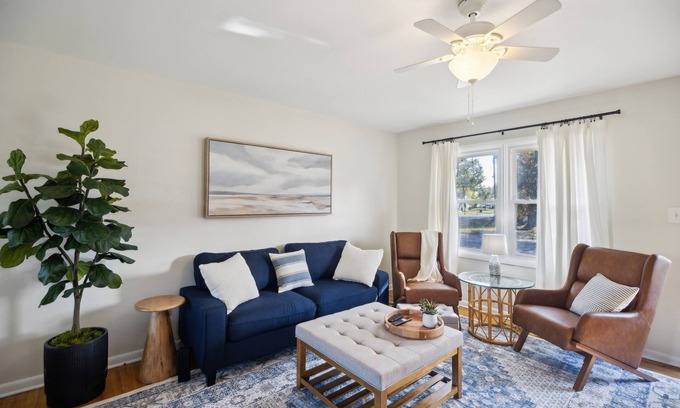 Buckroe Beach Haus | NEW! Comfy Coastal Getaway with Modern Comforts